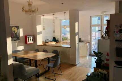 Wohnung zum Mieten in Düsseldorf 2.000,00 € 133 m²