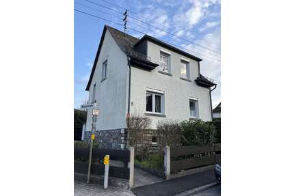 Haus zum Kaufen in Ransbach-Baumbach 350.000,00 € 147.65 m²