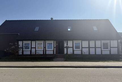 Haus zum Kaufen in Kalbe (Milde) Badel 150.000,00 € 90 m²