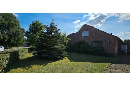 Einfamilienhaus mit 7 Zimmern, Keller und Garage - Heide