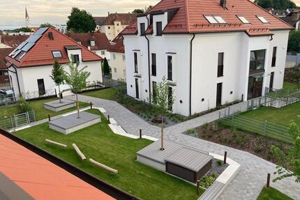 Sonnige 2-Zimmer Dachgeschosswohnung mit Dachterrasse - Pfaffenhofen an der Ilm