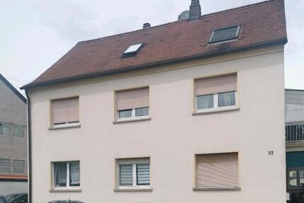 Haus zum Kauf - 850.000,00&nbsp;EUR Kaufpreis, ca.&nbsp; 240,00&nbsp;m&sup2; in Hallstadt (PLZ: 96103)
