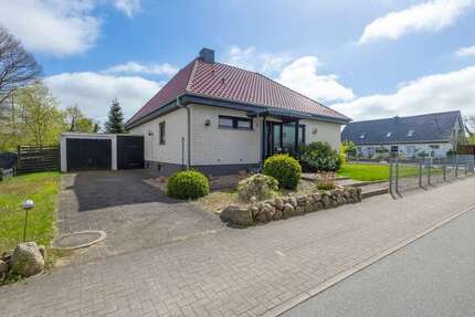 Haus zum Kaufen in Hohn 268.000,00 € 113.36 m²