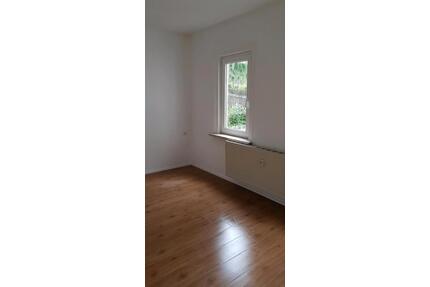 4Raum Wohnung in Pößneck - 750,00&nbsp;EUR Kaltmiete, ca.&nbsp; 71,00&nbsp;m&sup2; in Pößneck (PLZ: 07381)