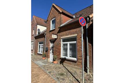 Haus zum Kaufen in Dassow 295.000,00 € 141.6 m²