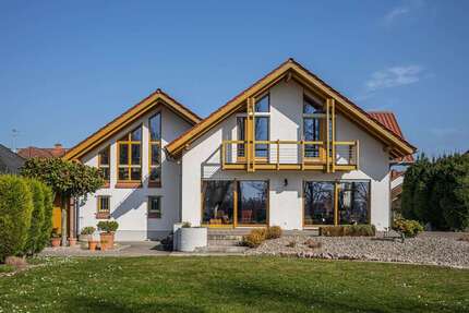 Haus zum Kaufen in Rohrbach 1.150.000,00 € 208 m²