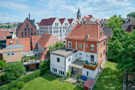 Gepflegtes Mehrfamilienhaus in zentraler Lage ++ zwei Wohnungen leer++ - Backnang