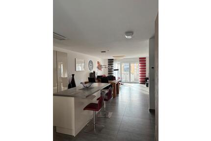 Vollmöblierte 4-Zimmer Wohnung in perfekter Lage - Fürth Südstadt