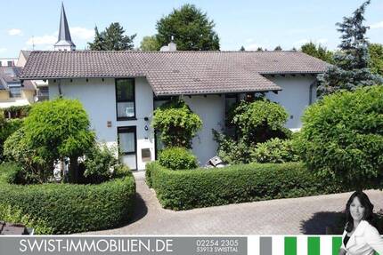 Attraktives Haus mit liebenswerten Besonderheiten und flexibel nutzbarem Einliegerbereich - Königswinter / Stieldorf