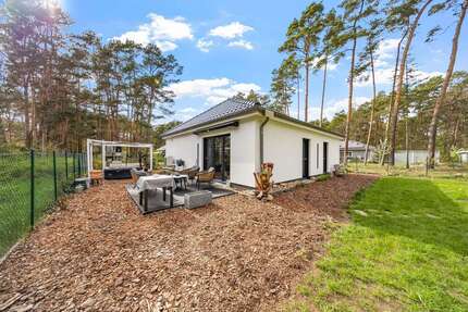 Haus zum Kaufen in Borkheide 379.000,00 € 82 m²