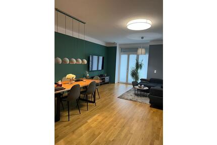 Eberhard-Anheuser-Höfe: Moderne, helle 3-Zimmerwohnung mit großem Balkon und 2 Parkplätzen - Bad Kreuznach Bad Münster am Stein-Ebernburg