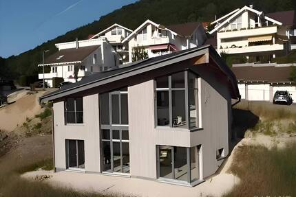 Sonnenverwöhnte Stil-Ikone mit Aussicht ins Tal - Albstadt Ebingen
