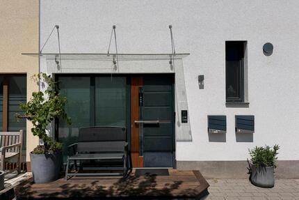 Maisonette Wohnung mit Hauscharakter und Garten - March