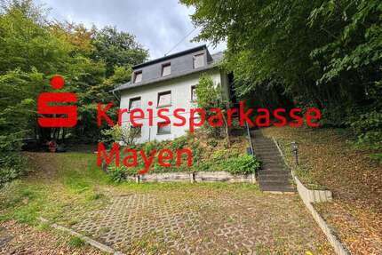 Haus zum Kaufen in Roes 245.000,00 € 170 m²