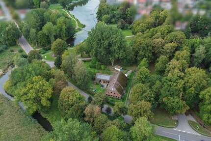 Haus zum Kaufen in Rehna 270.000,00 € 334 m²