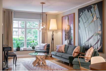 Haus zum Kaufen in Düsseldorf 2.700.000,00 € 292 m²