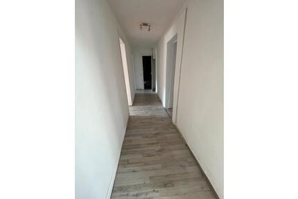 Frische sanierte Dachgeschosswohnung – 85 m² - Hagen Hagen-Mitte