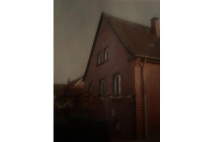 Haus doppelhaushälfte - 145.000,00&nbsp;EUR Kaufpreis, ca.&nbsp; 148,00&nbsp;m&sup2; in Bad Bentheim (PLZ: 48455)