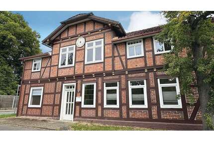 Haus zum Kaufen in Bergen 199.000,00 € 230 m²