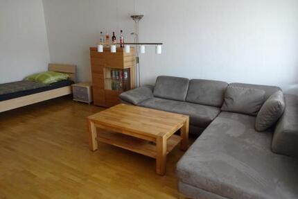 *TOP-Lage* u. *TOP-Wohnung* - Möbliert - 1 Zi. mit EBK,Bad,Balkon - Buckenhof