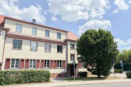 Wohnung zum Kaufen in Schkeuditz 90.000,00 € 30.04 m²