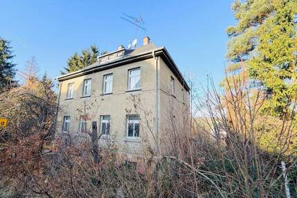 teilsaniertes Wohnhaus in Döbeln