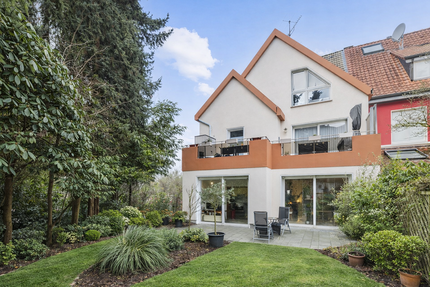 Haus zum Kaufen in Essen 849.000,00 € 305 m²