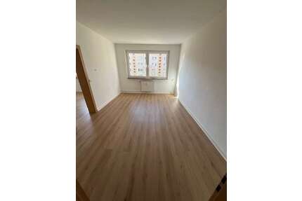 Wohnung zum Mieten in Altenburg 279,00 € 48 m²