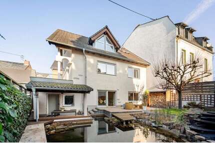 Haus zum Kaufen in Wiesbaden 895.000,00 € 332 m²