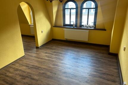 Vermiete 3 Raumwohnung - 677,00&nbsp;EUR Kaltmiete, ca.&nbsp; 81,90&nbsp;m&sup2; in Bischofswerda (PLZ: 01877)