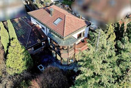 Freistehendes Einfamilienhaus mit großzügigem Garten - Stuttgart Vaihingen