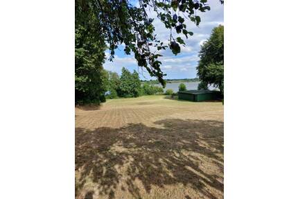 Gewerbehalle mit ca. 2.500 m² Areal - Owschlag