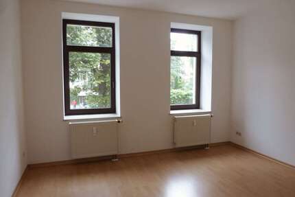 Wohnung zum Kaufen in Chemnitz 65.000,00 € 54.9 m²