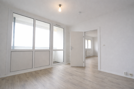 Wohnung zum Mieten in Halle 425,00 € 50 m²