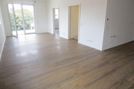 schöne Helle 3 Zimmerwohnung mit Balkon im Herzen von Speyer - frisch renoviert