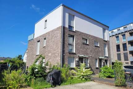 Haus zum Mieten in Schwarzenbek 1.600,00 € 130 m²