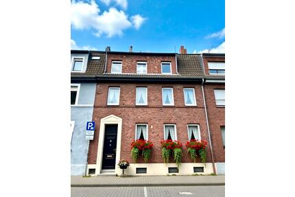 Eschweiler! Sanierte 2-Zi Wohnung im Zentrum!