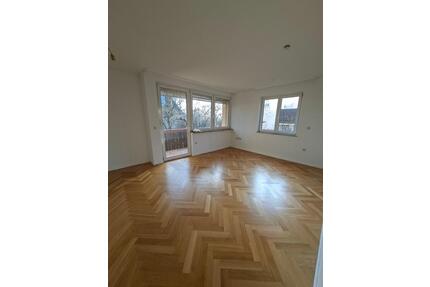 3 Zimmer Wohnung in Esslingen auf 2,5 Jahre zu vermieten - Esslingen am Neckar Hegensberg