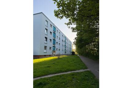3-Zimmer-Wohnung mit Südwest-Balkon in grüner Lage Mettenhof - Melsdorf