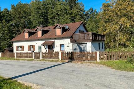 Einfamilienhaus in Alleinlage - 329.000,00&nbsp;EUR Kaufpreis, ca.&nbsp; 203,00&nbsp;m&sup2; in Bayerbach (PLZ: 94137)