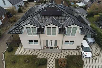 Haus zum Kaufen in Henstedt-Ulzburg 799.000,00 € 173 m²