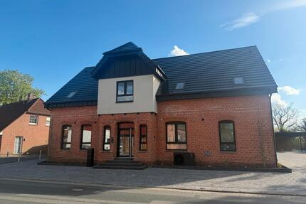 zur Vermietung in Eitze: Neubau DG Wohnung, Klima, Dachterrasse - Verden (Aller)