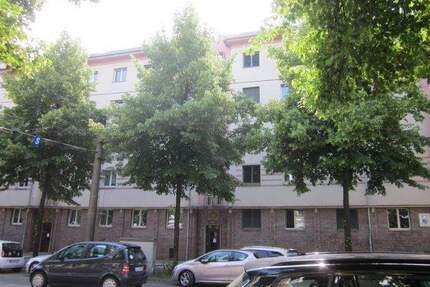 Vollmöblierte 3-Raum-Wohnung mit Balkon im beliebten Waldstraßenviertel - Leipzig Zentrum-Nordwest