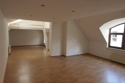 Reizvolle Wohnung mit Loftcharakter ! - auch für Studenten - - Köthen