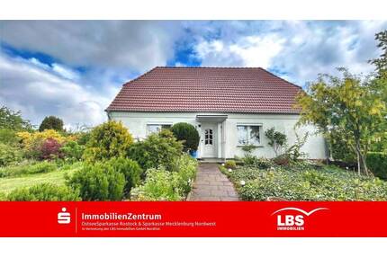 Viel Platz und großer Garten - 264.200,00&nbsp;EUR Kaufpreis, ca.&nbsp; 160,00&nbsp;m&sup2;&nbsp;Wohnfl&auml;che in Vorbeck (PLZ: 18258)