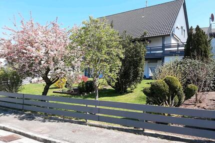 Schönes Zuhause mit Garten in FURTH IM WALD