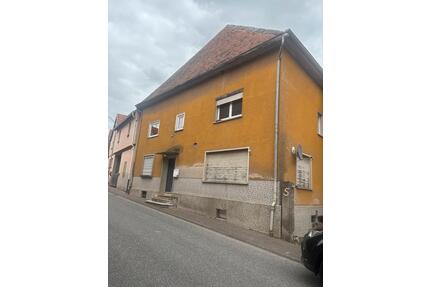 Wohnhausehm Gaststätte viel Potential - Hungen