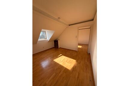 1 Jahr BEFRISTETER MIETVERTRAG 2 Zimmer Wohnung in Blankenese - Hamburg Altona