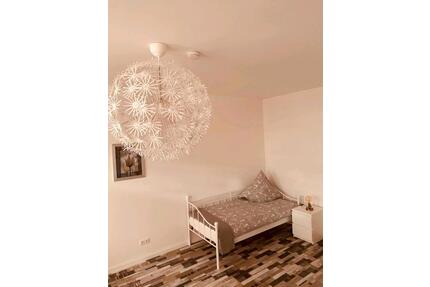 Sehr Zentrale Wohnung bzw. WG TA und HSW Fußläufig erreichbar - Hameln Kernstadt