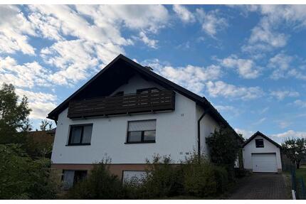 Helle 3-Zimmer Dachgeschosswohnung - Hohenroth